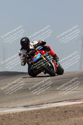 media/May-22-2023-Fastrack Riders (Mon) [[ae7626d9d8]]/Level 2/1230pm (Outside Grapevine)/